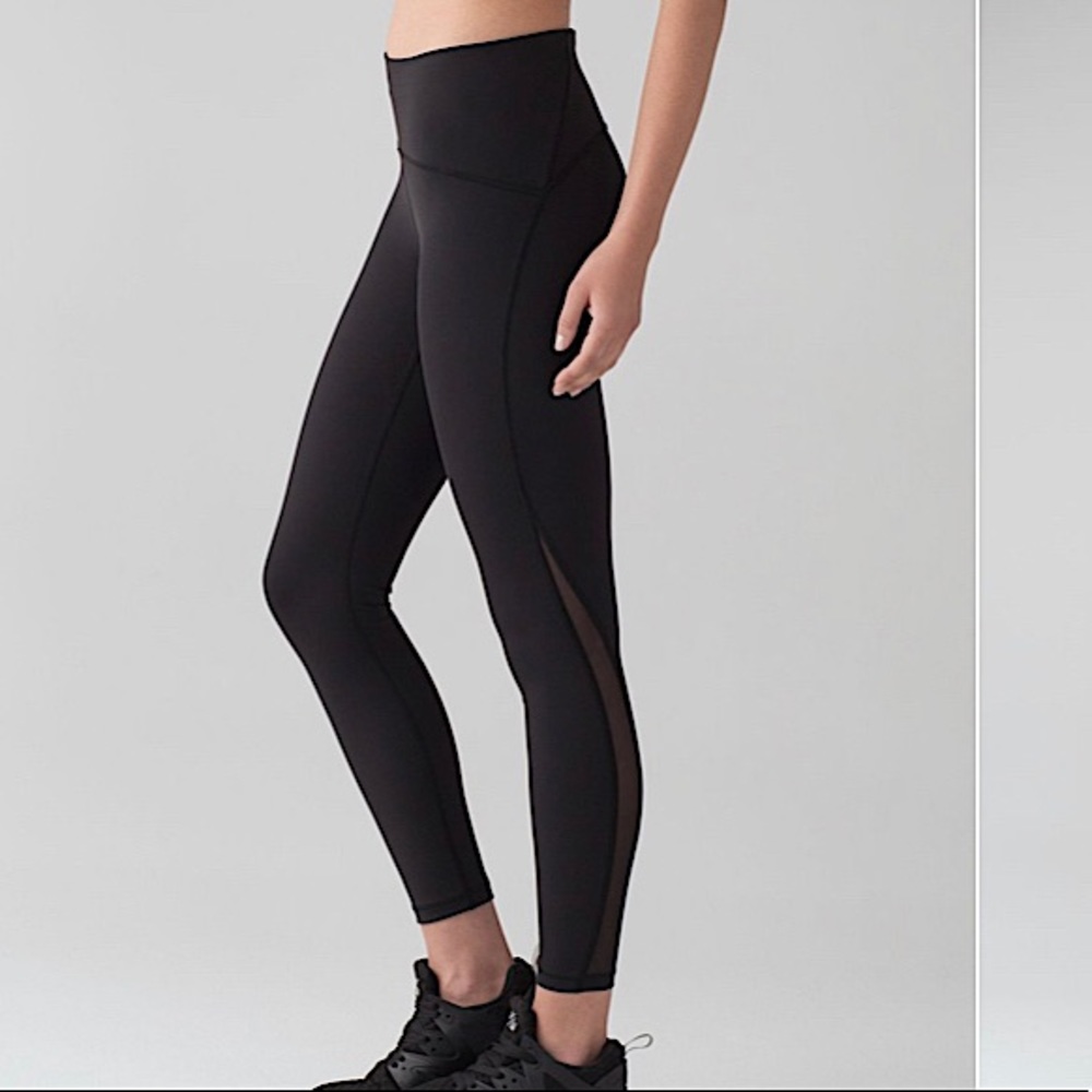lululemon - Train Times 25” Luxtreme - Black, Size 6